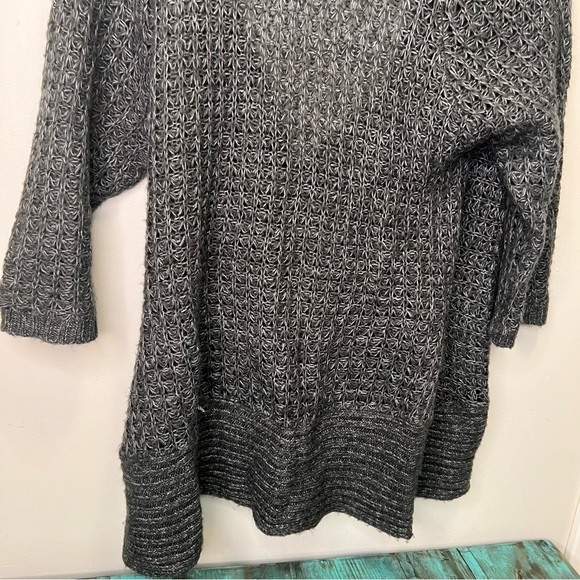 Pennington's Grey Faux Wrap Knit Sweater Size X - Picture 6 of 12